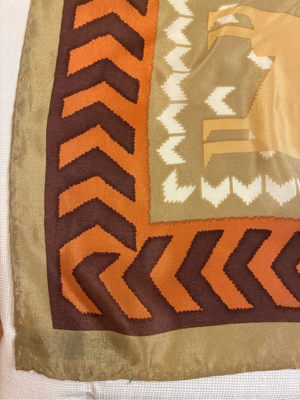 Vintage Echo Scarf with Llama Motif, Made in Japan